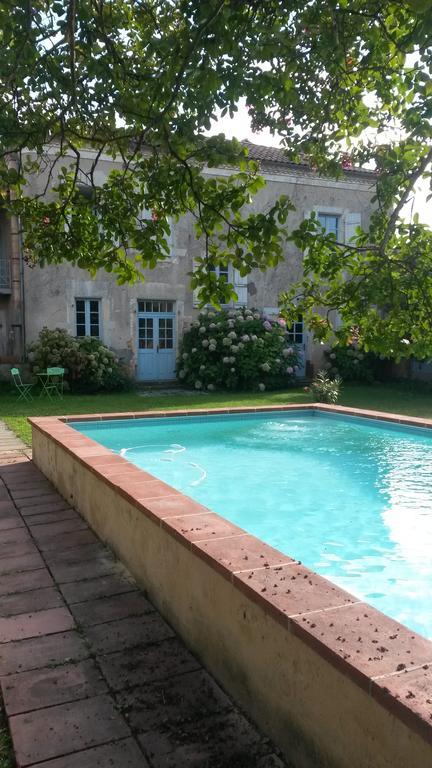 Bed and Breakfast Maison Arriu Montaut  Exteriér fotografie