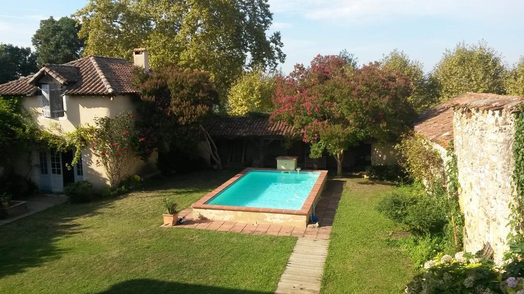 Bed and Breakfast Maison Arriu Montaut  Exteriér fotografie